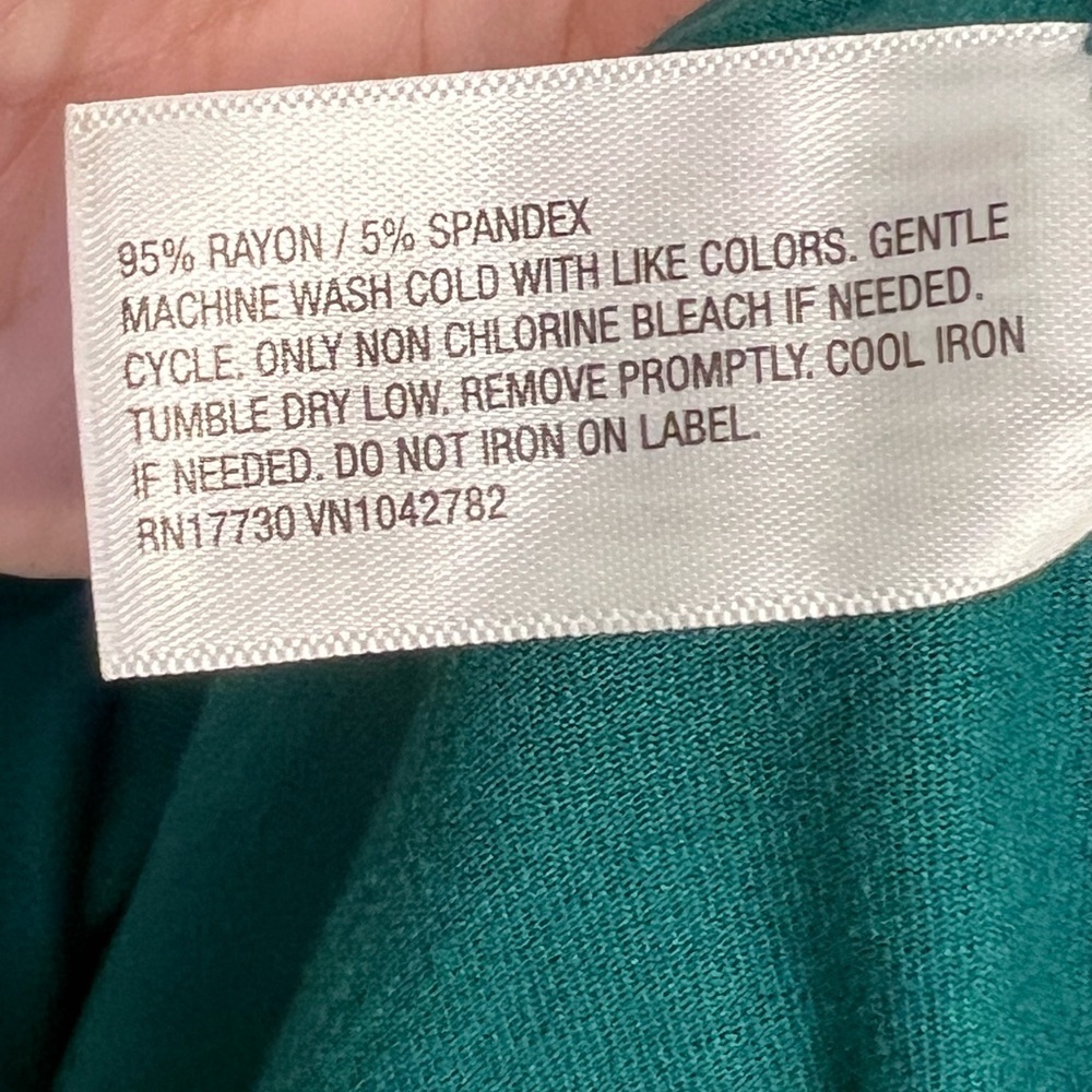 Ava & Viv Knot Detail Top NWOT - Picture 6 of 6